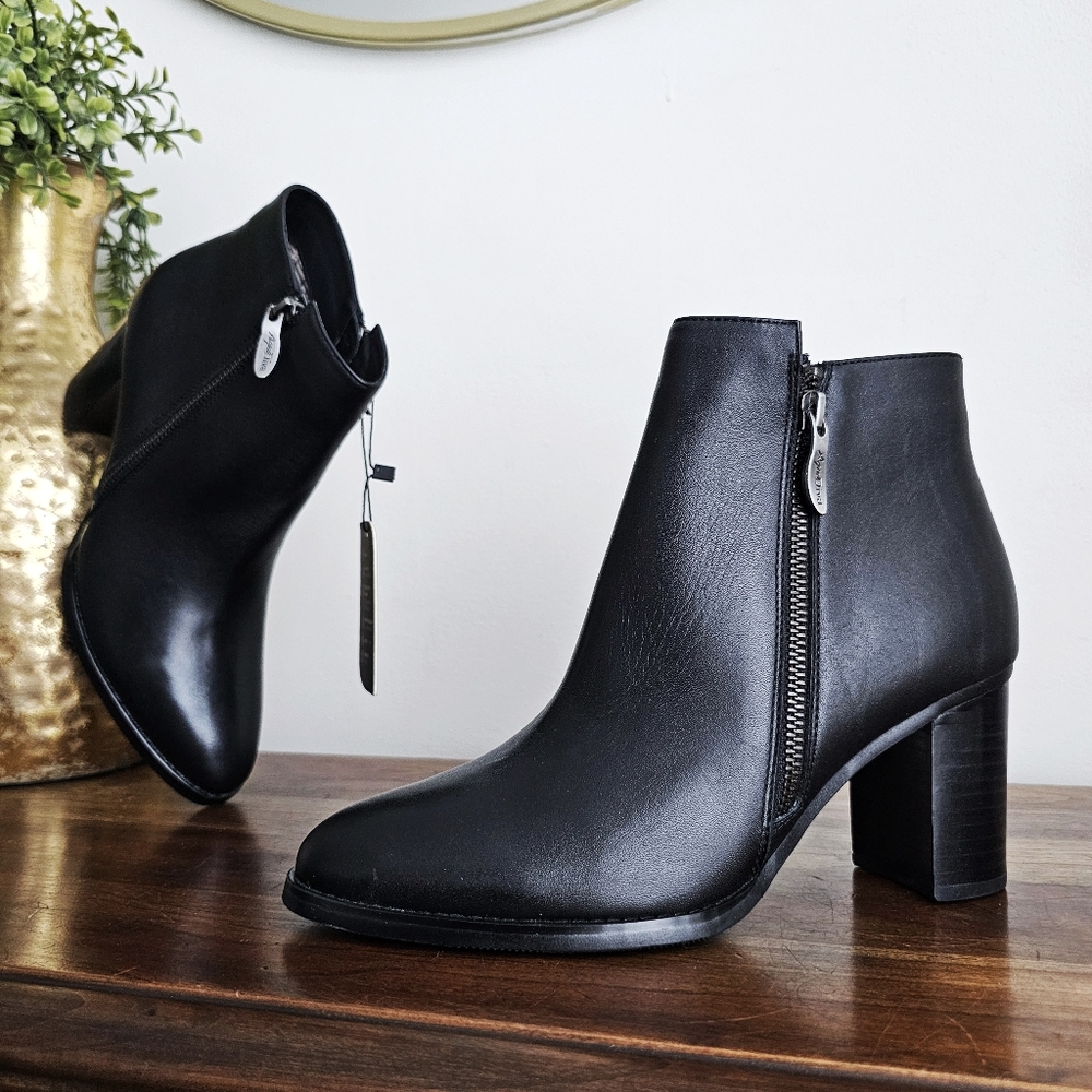 NEW AquaDiva Genuine Leather Waterproof Heel Black Insulated Boots Women's 8.5